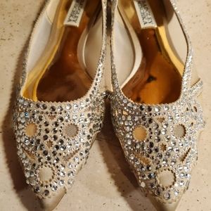 Badgely Mischka Gigi flat shoe nude beige tan cream rhinestoned women's 6